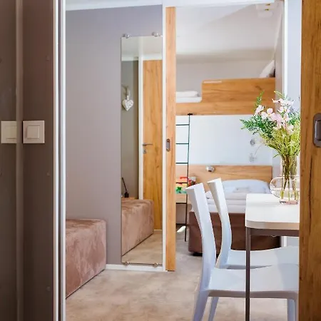 캠프장 Premium Mobile Homes Istria - Lanterna - Luxury Mobilhome 포레치